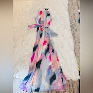 DKNY gorgeous formal maxi dress